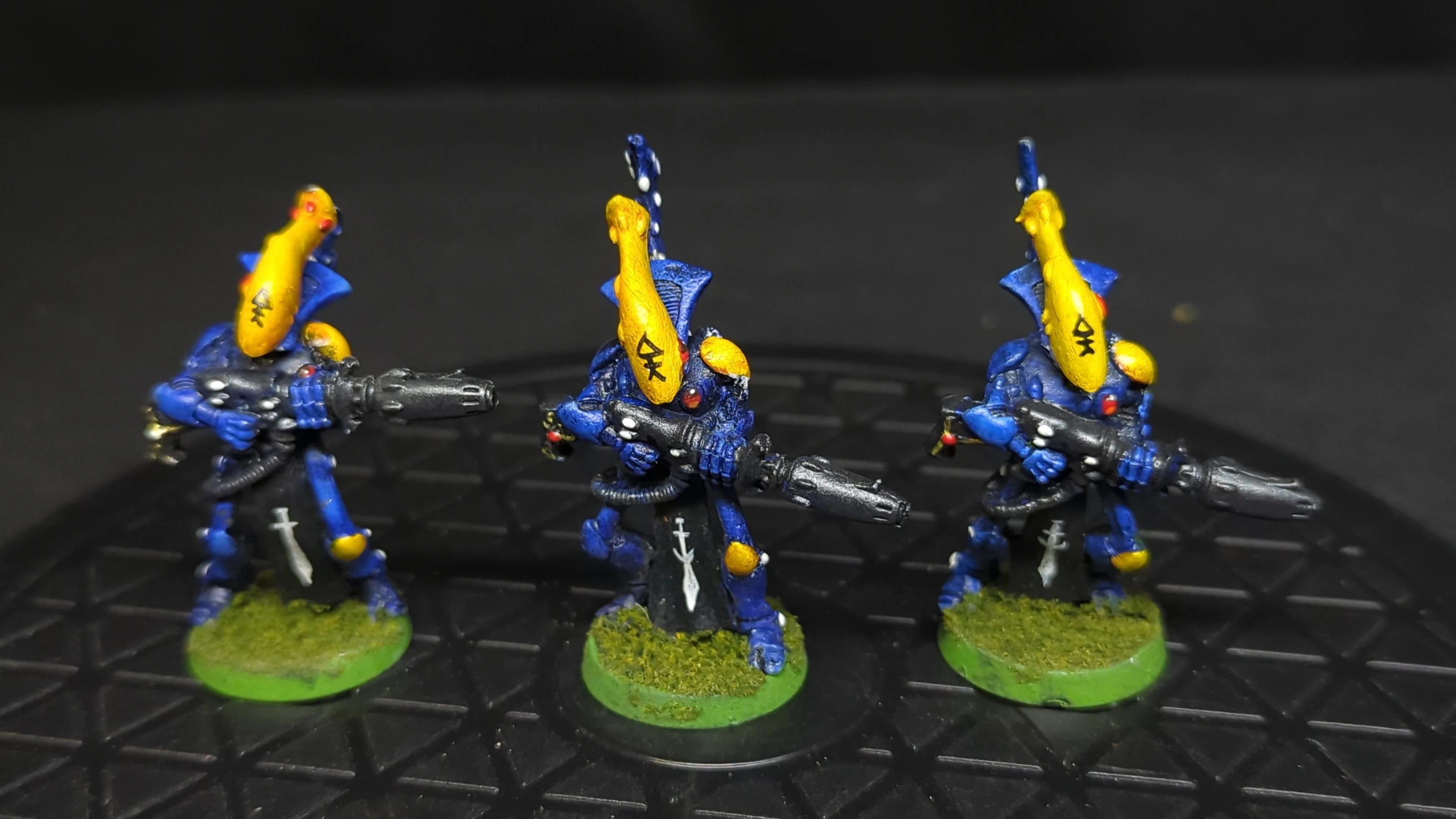 Warhammer 40k Wraithguard (oop metal) x3 OOP Painted
