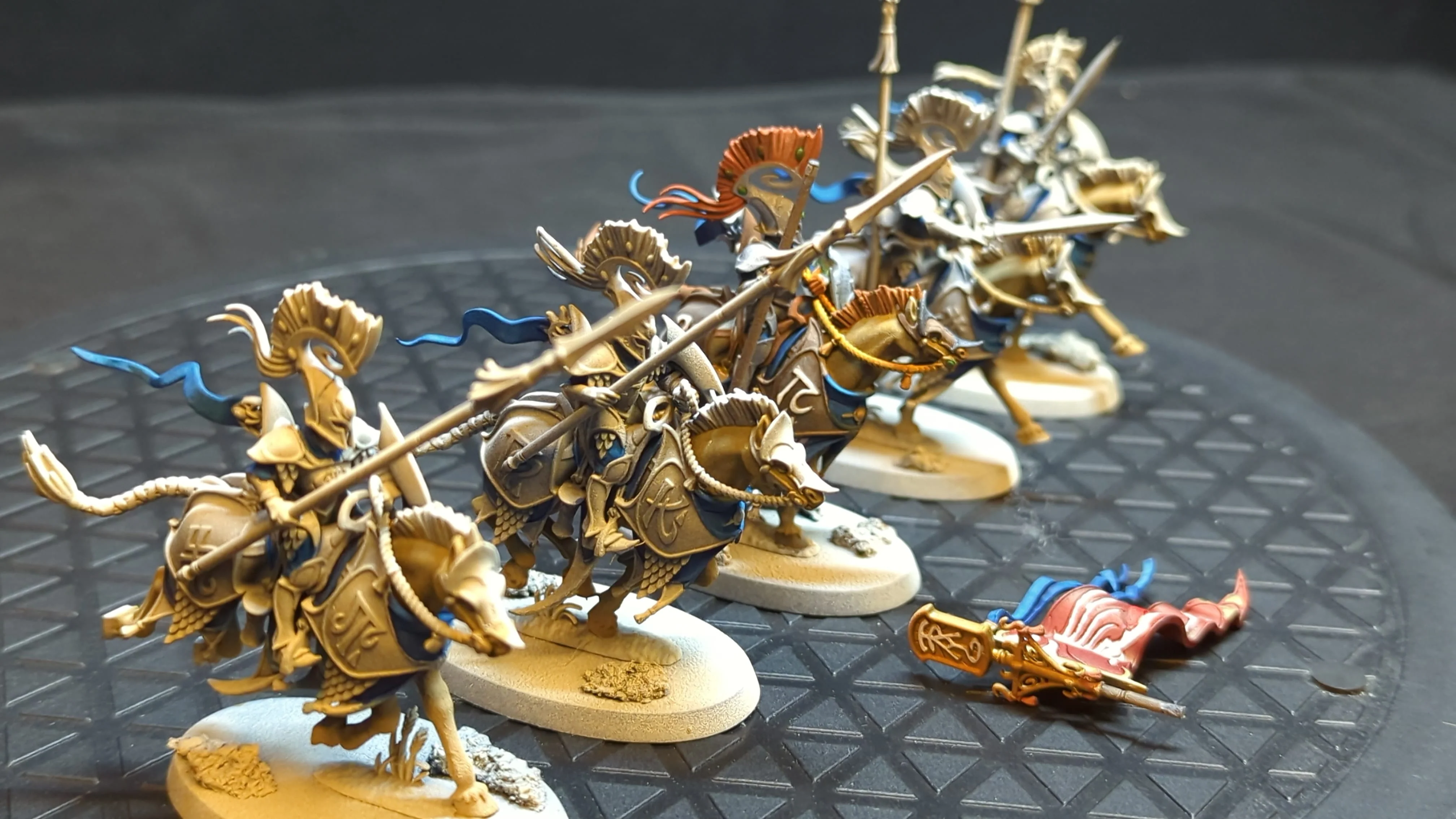 Age of Sigmar Lumineth Realm-Lords Vanari Dawnriders x5 - Image 2