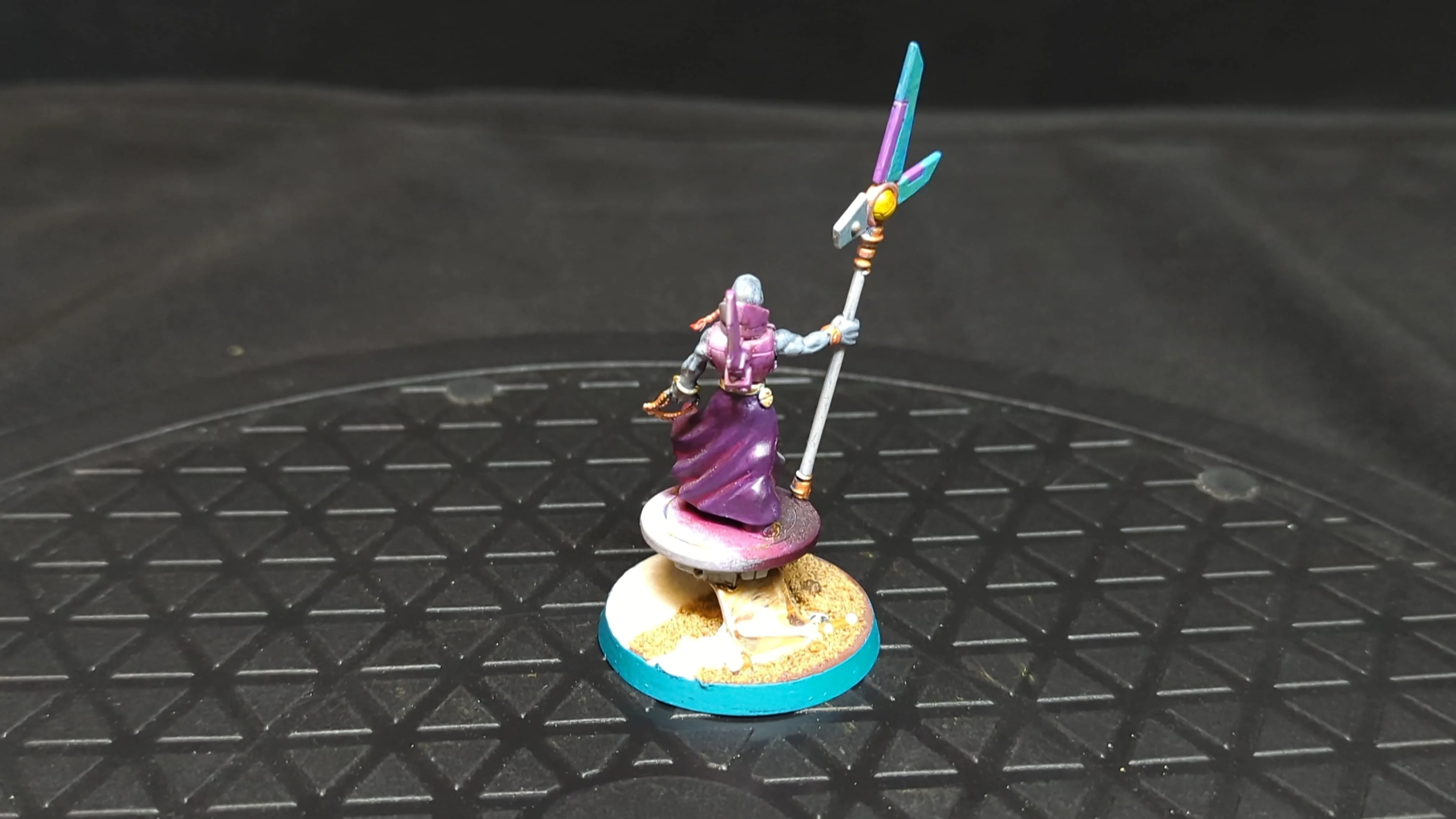 Warhammer 40k T'au Empire Ethereal x1 Painted - Image 2