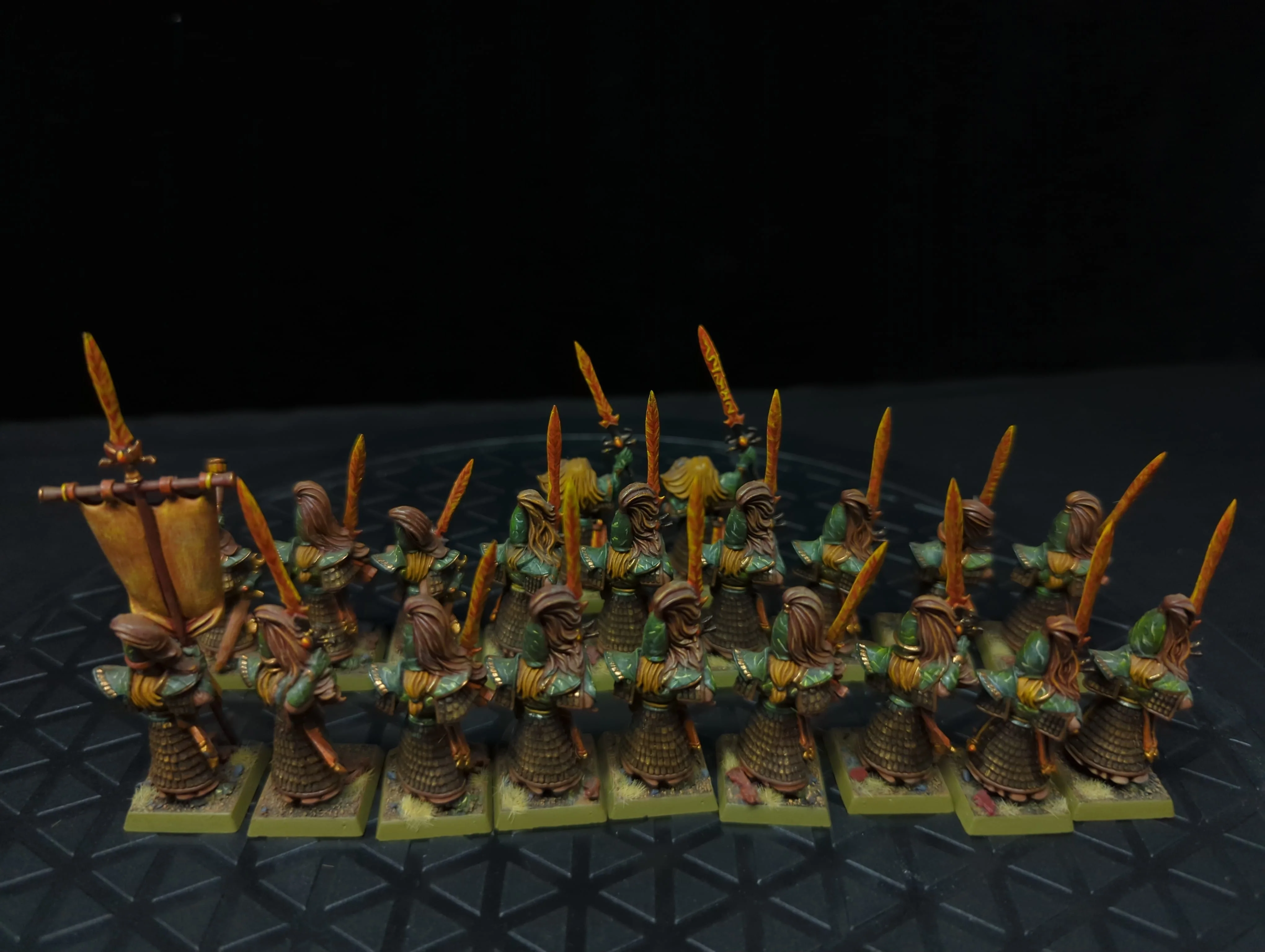 The Old World High Elf Realms Swordmasters of Hoeth x20 Painted - Image 2