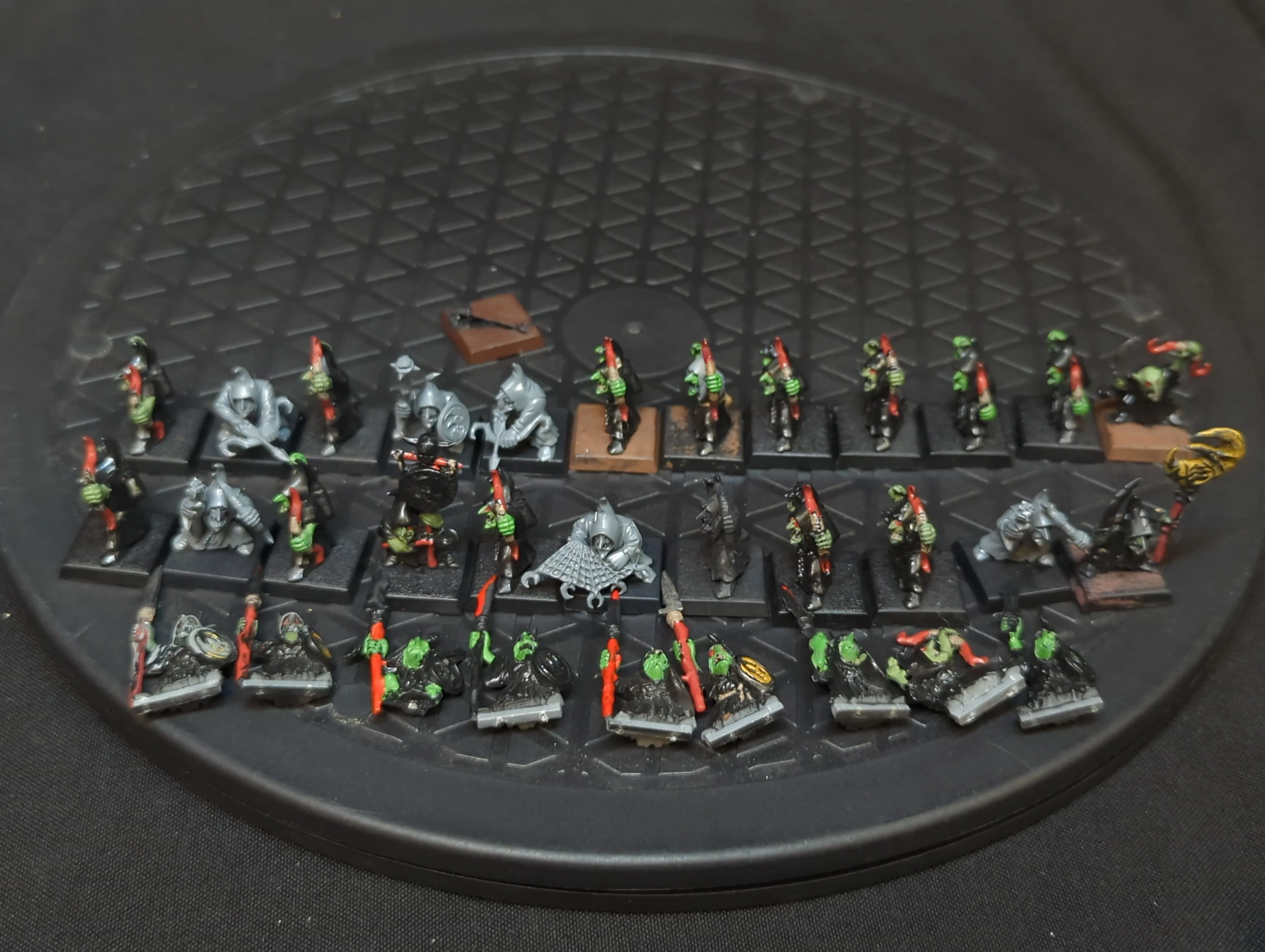 The Old World Orc & Goblin Tribes Night Goblin Mob x32