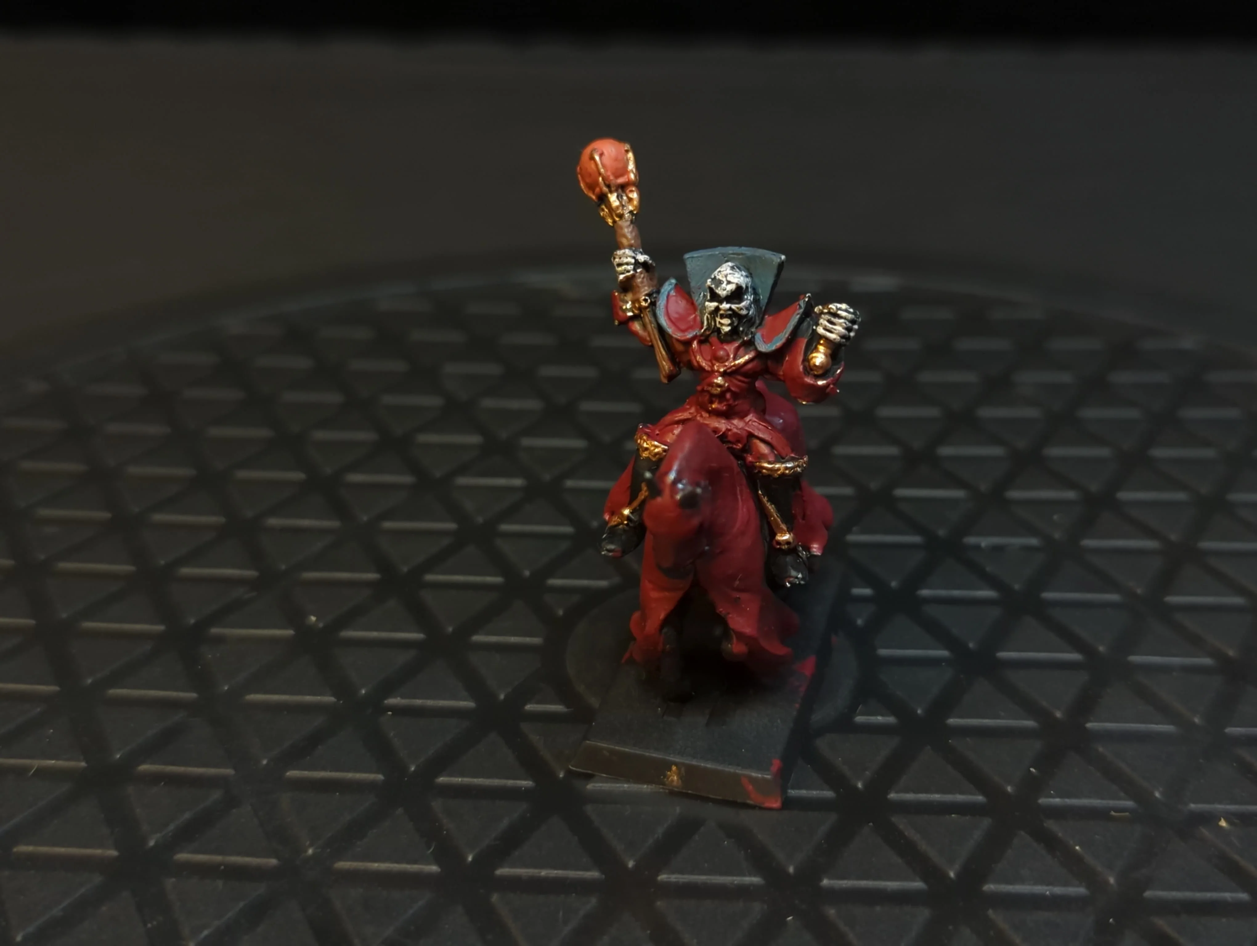 The Old World Vampire Counts : Necromancer on steed (OOP Metal) x1