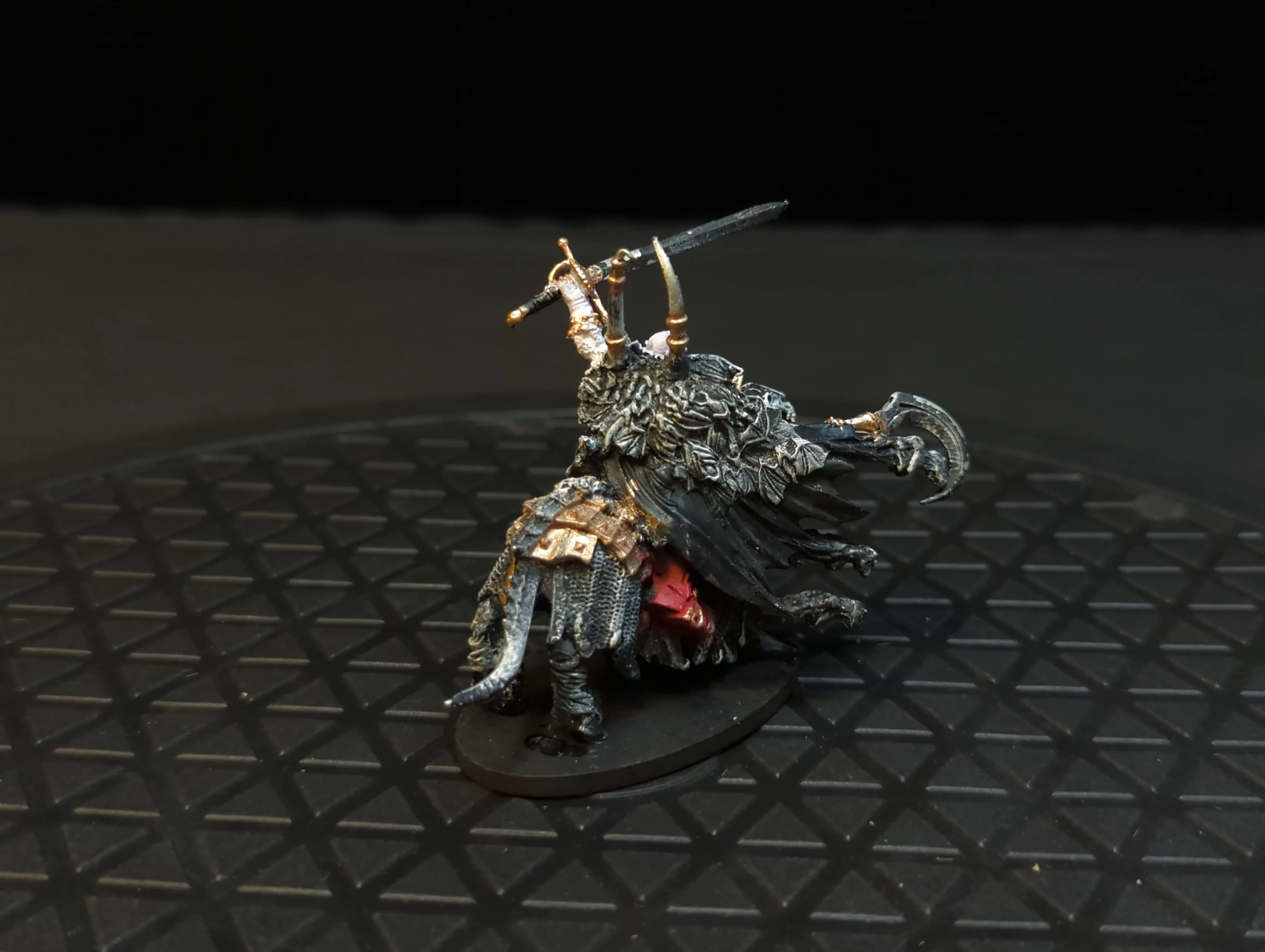 The Old World Vampire Counts : Mannfred von Carstein on Nightmare Steed (OOP Metal) x1 OOP Painted - Image 2