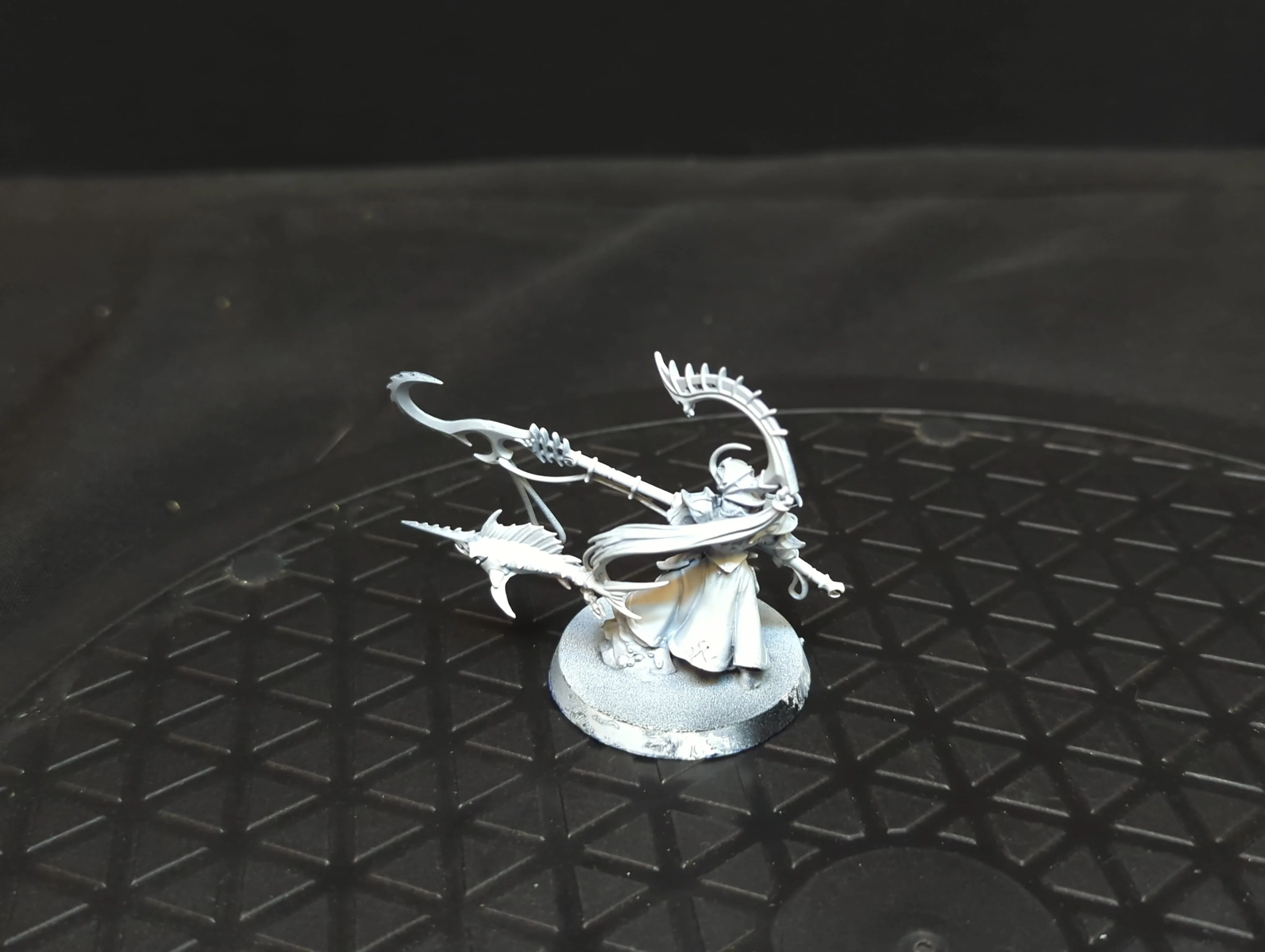 Age of Sigmar Idoneth Deepkin Isharann Soulrender x1 - Image 2