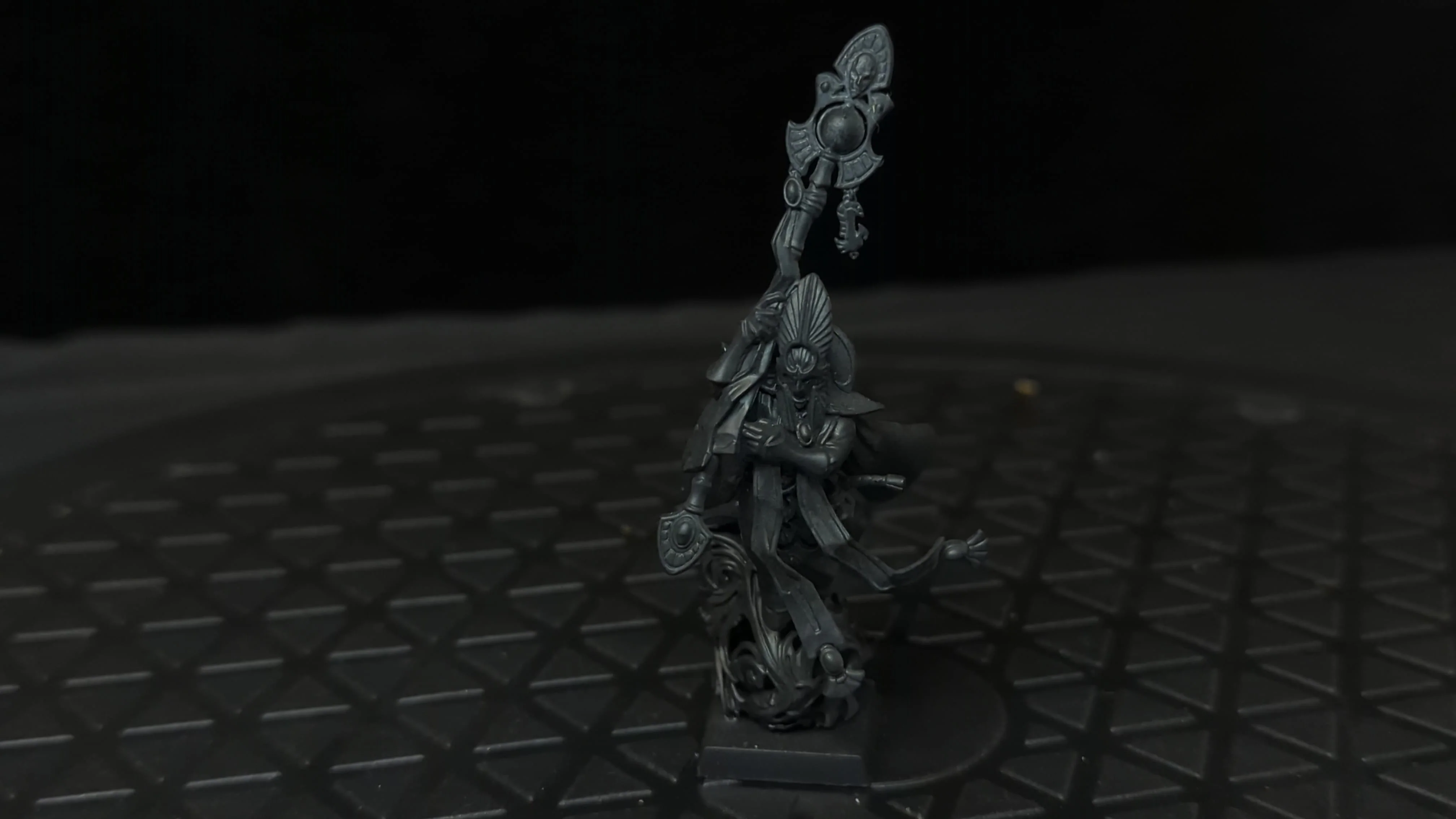 The Old World High Elf Realms High Elf Mage (OOP Plastic) x1