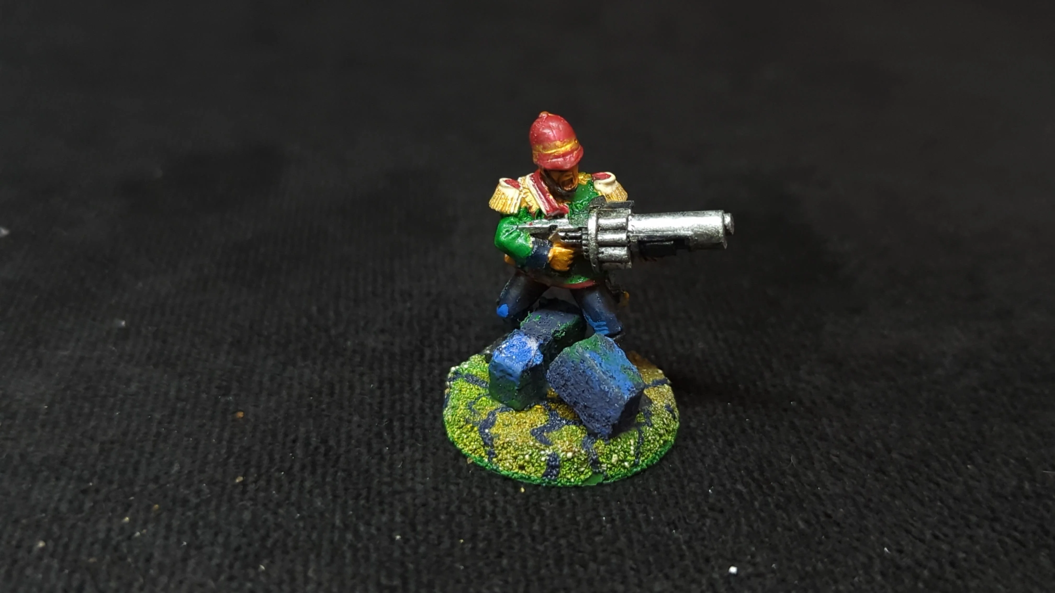 Warhammer 40k Astra Militarum Paetorian Guard with Grenade Launcher x1 OOP Painted